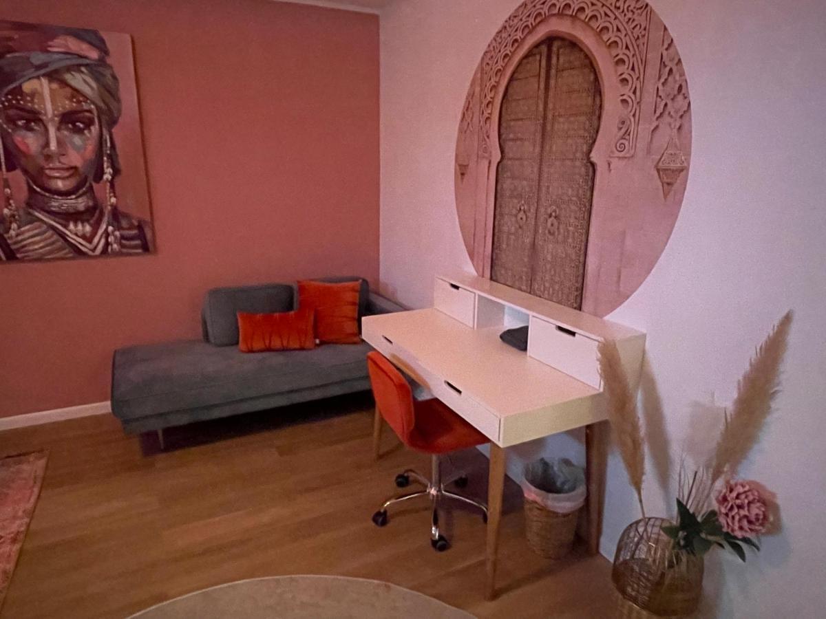 Hostal Der Salon *